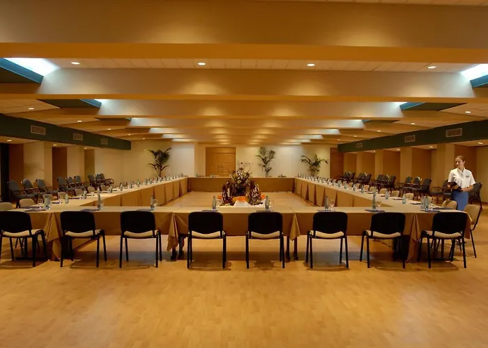 Hotel Constantinou Bros Athena Royal (adults Only) 4*